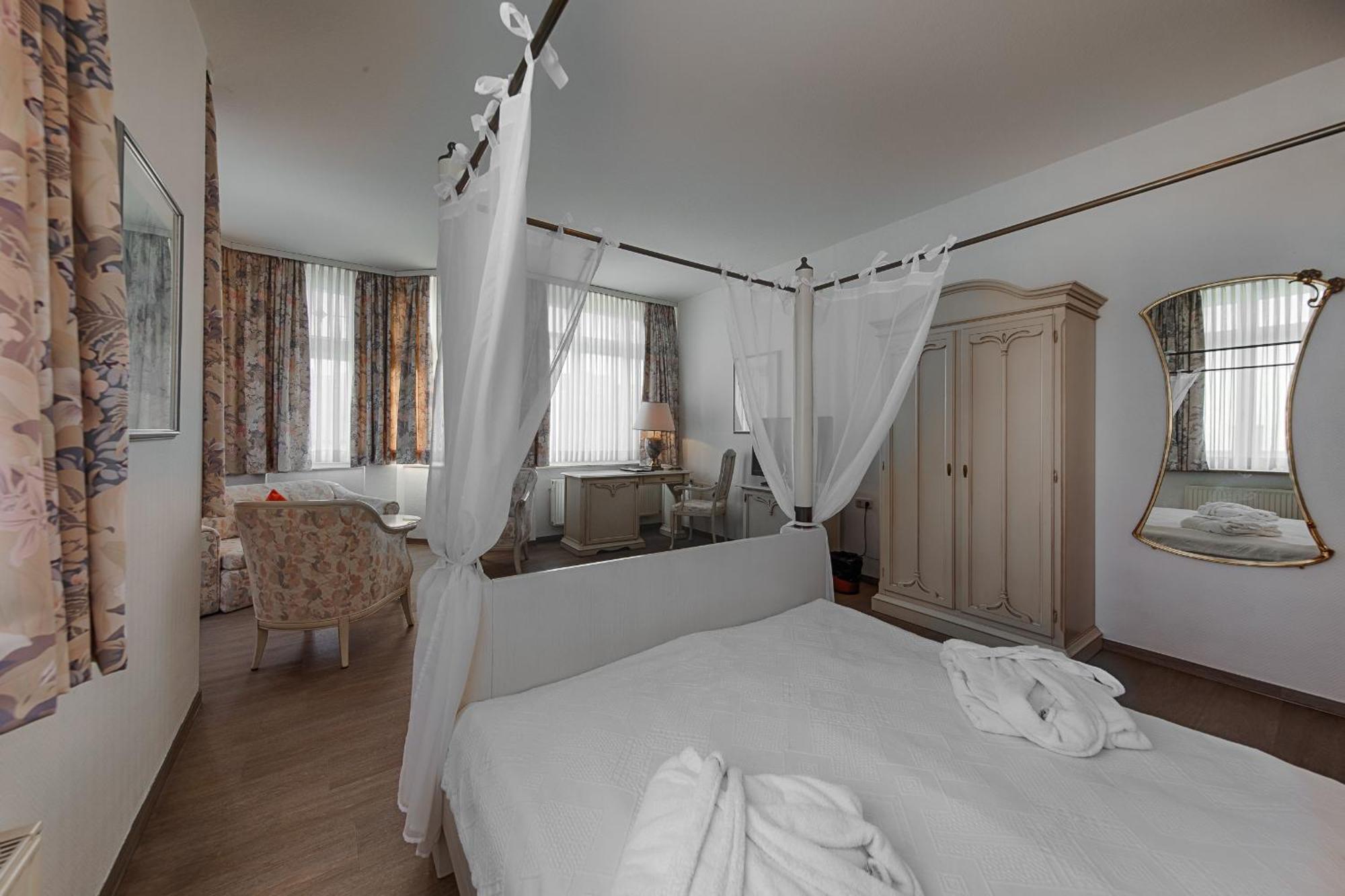 Hotel Fuersteneck แบร์นบวร์ก ภายนอก รูปภาพ