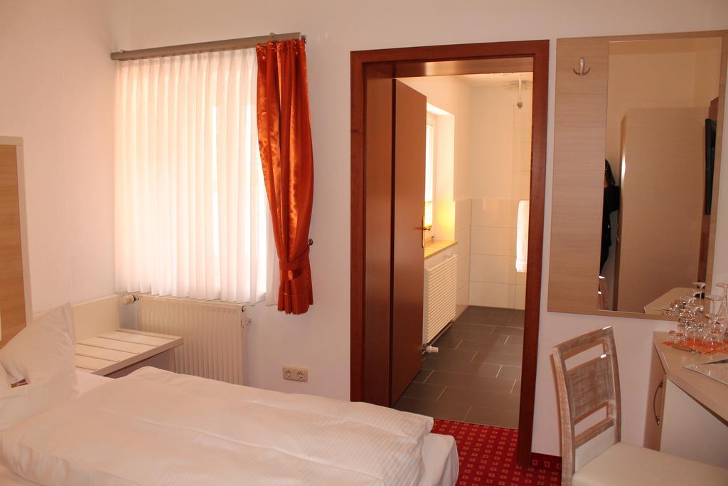 Hotel Fuersteneck แบร์นบวร์ก ภายนอก รูปภาพ