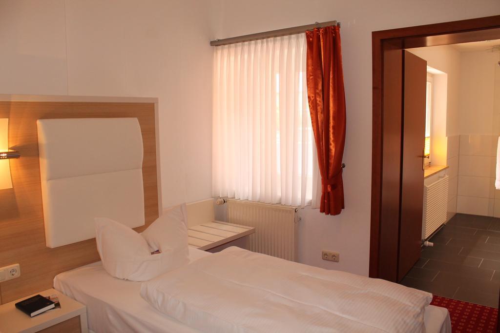 Hotel Fuersteneck แบร์นบวร์ก ภายนอก รูปภาพ