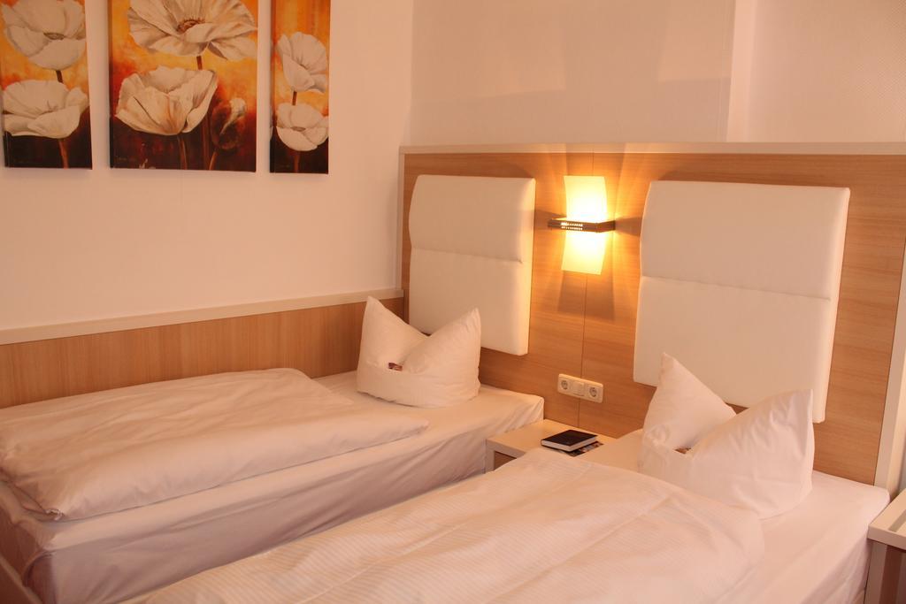 Hotel Fuersteneck แบร์นบวร์ก ภายนอก รูปภาพ